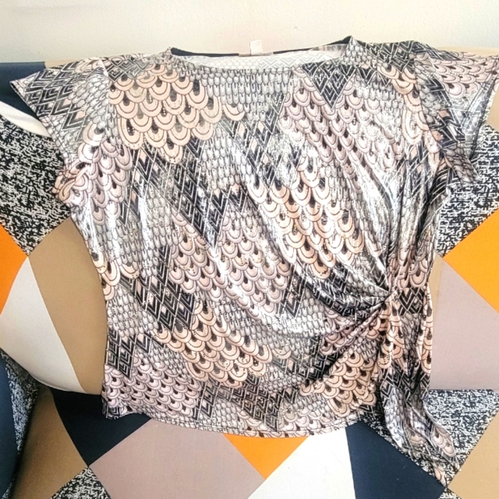 Shirt size extra large brand established 1962 pink ,gray with small sequins